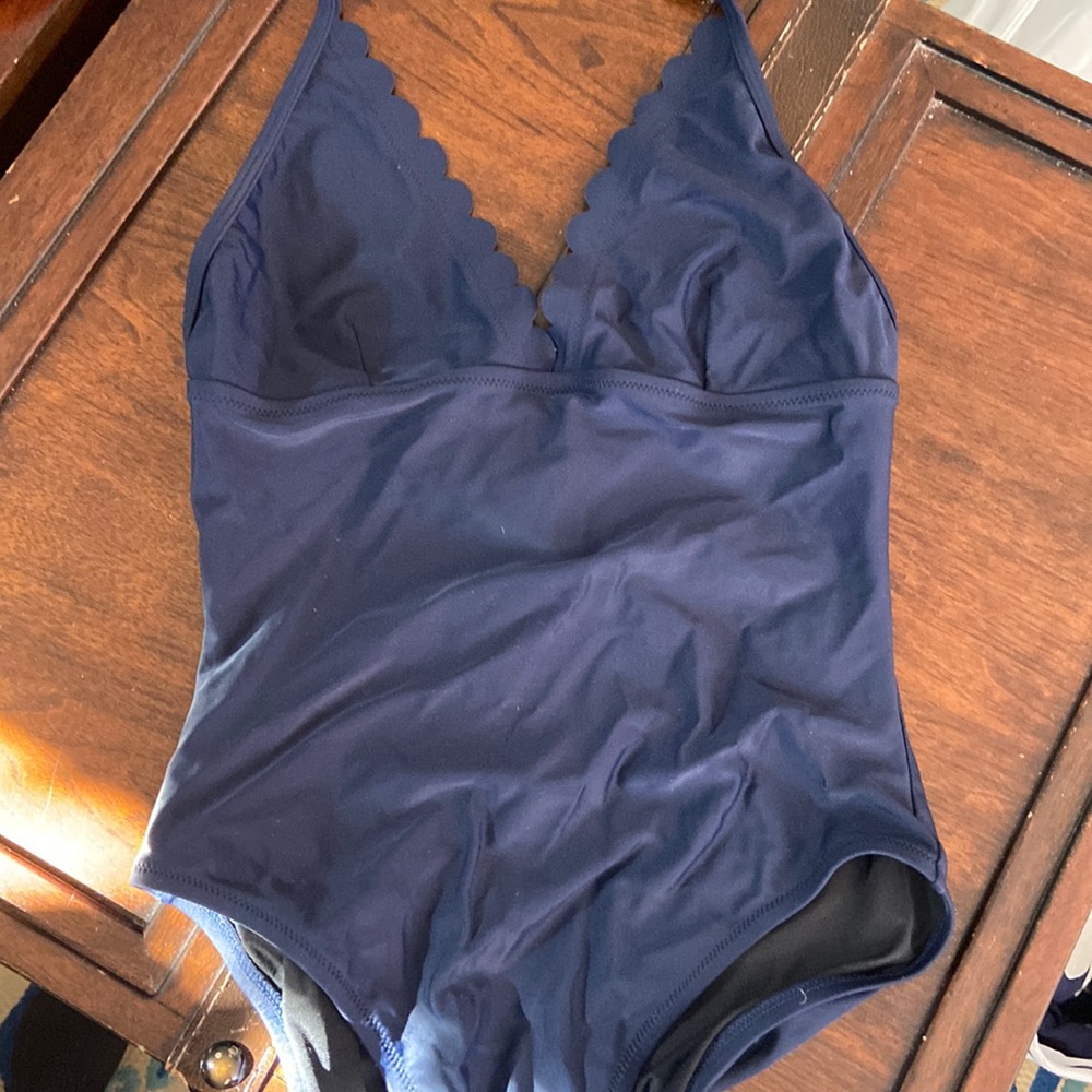 NWT J. Crew bathing suit with scalloped edge detail